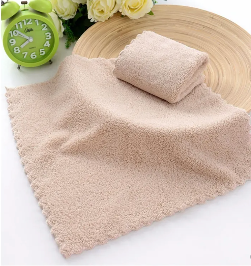 The Support Performance Towel - Coffee Cream